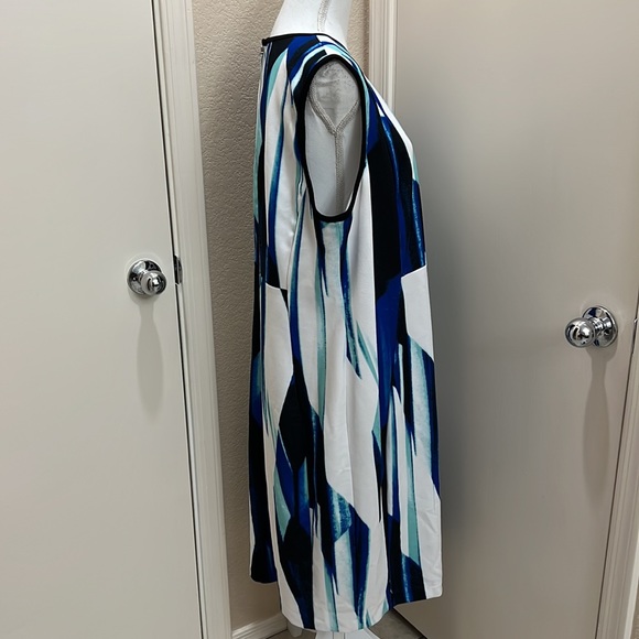 Calvin Klein sleeveless dress - Picture 3 of 7